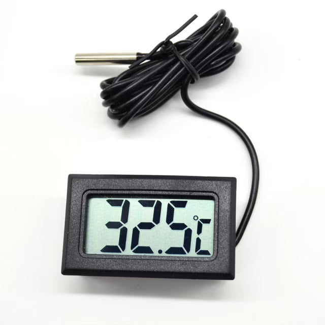 LCD Fish Tank Thermometer – Electronic Water Temperature Detector